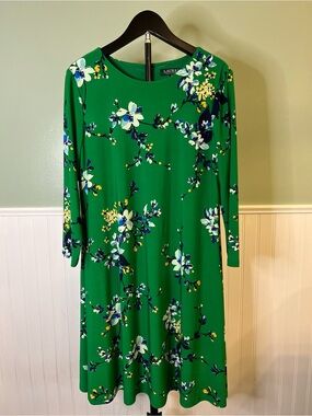 EUC- Ralph Lauren Green Floral Swing A-Line Dress. Size 8